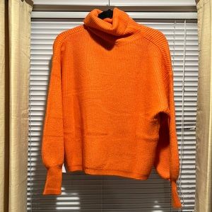 Medium womens sweater